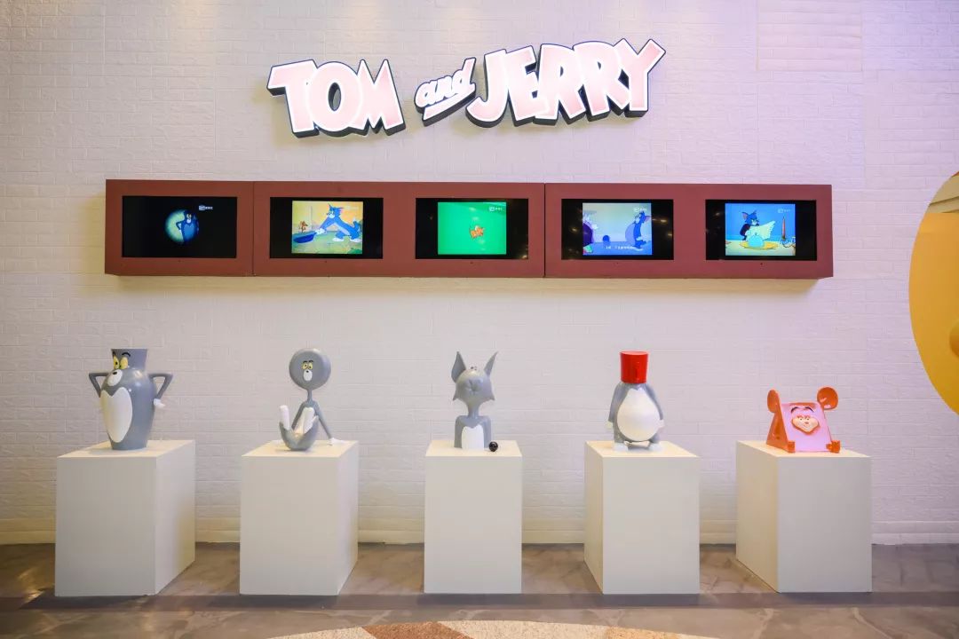 去萬(wàn)菱匯的商場(chǎng)美陳找TOM & JERRY嘮嘮嗑聊聊兒時(shí)純真吧 - 第14張 - 會(huì)展活動(dòng)策劃CCASY.COM 去萬(wàn)菱匯的商場(chǎng)美陳找TOM & JERRY嘮嘮嗑聊聊兒時(shí)純真吧 - 第14張