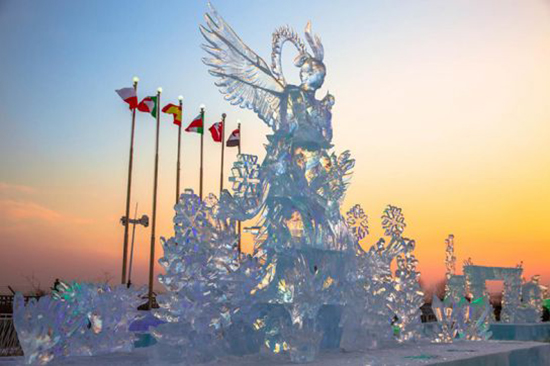 冬天就要去看這樣一場冰雕展覽活動，體驗現(xiàn)實版的“冰雪奇緣”