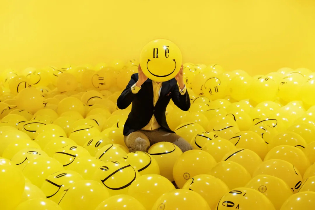 招牌笑臉球emograms新春展覽活動(dòng)策劃超happy，金銀滿屋福滿年